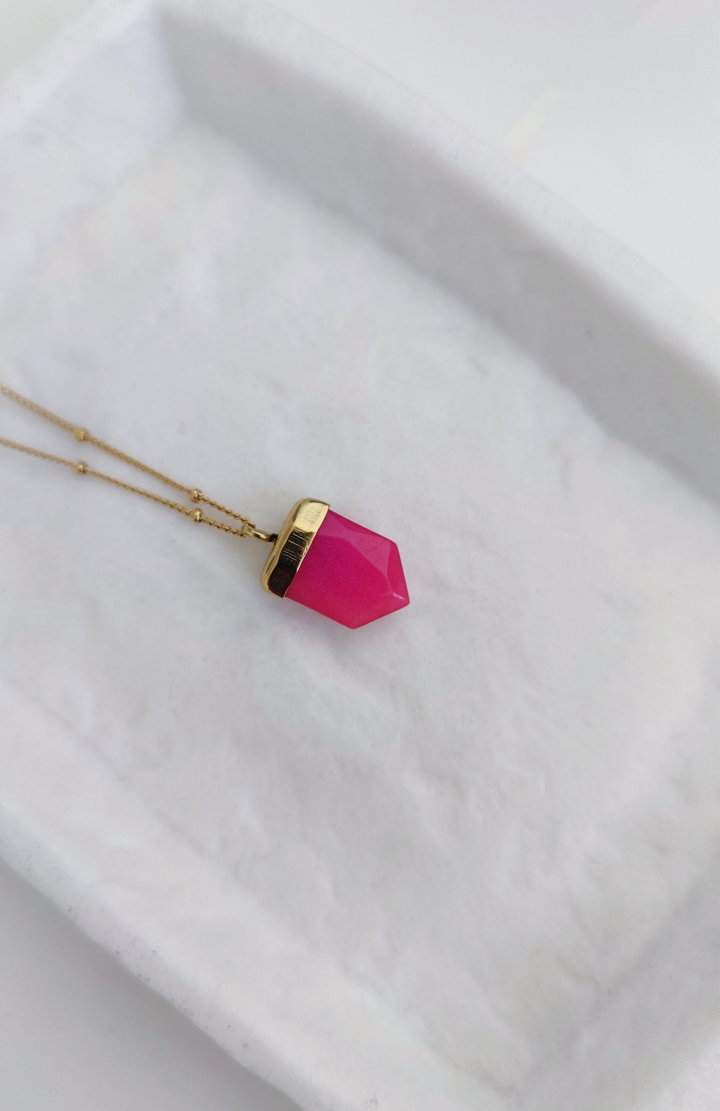 Fuksia kaulakoru