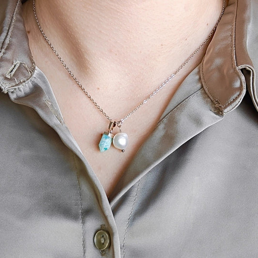 Akvamariini-helmi-kaulakoru-nelysian