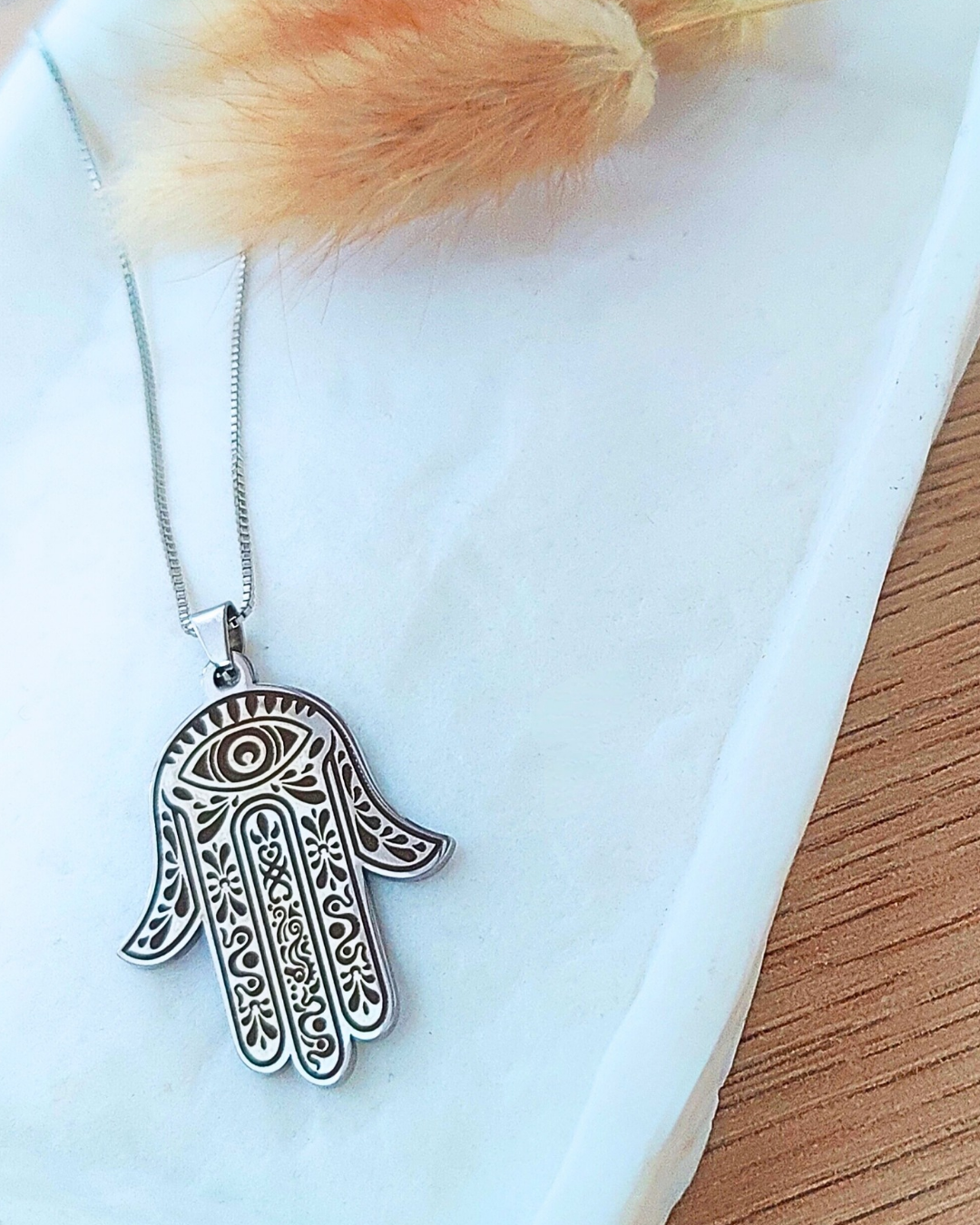 Hamsa kaulakoru