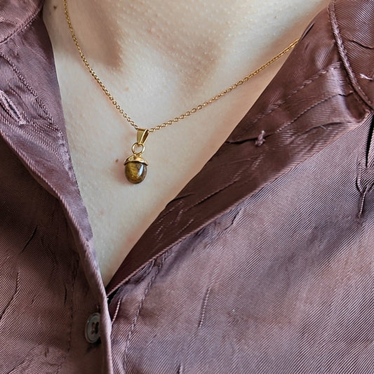 Tiikerinsilmä kaulakoru