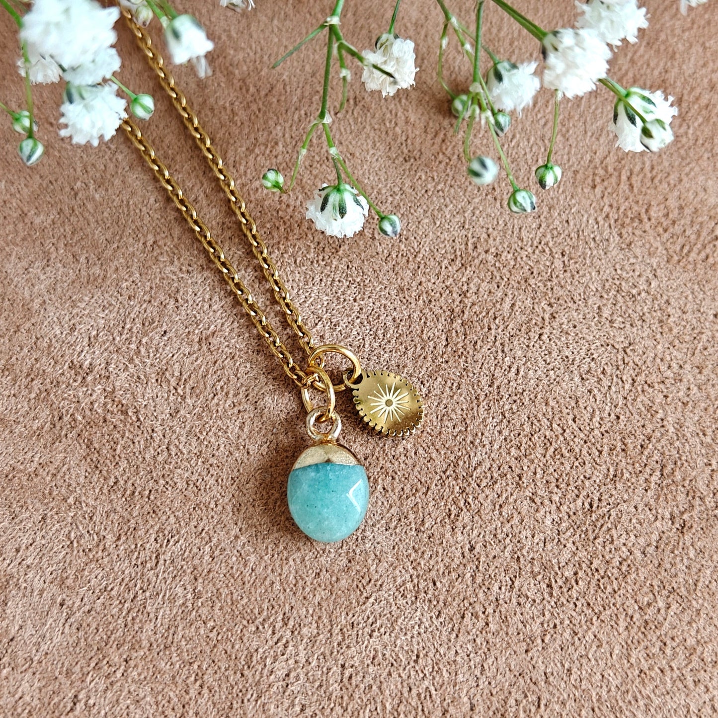 Säihke aventuriini kaulakoru